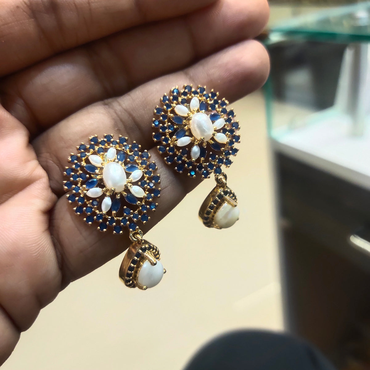Blue CZ & Pearls Pendant Set - Captivating Design