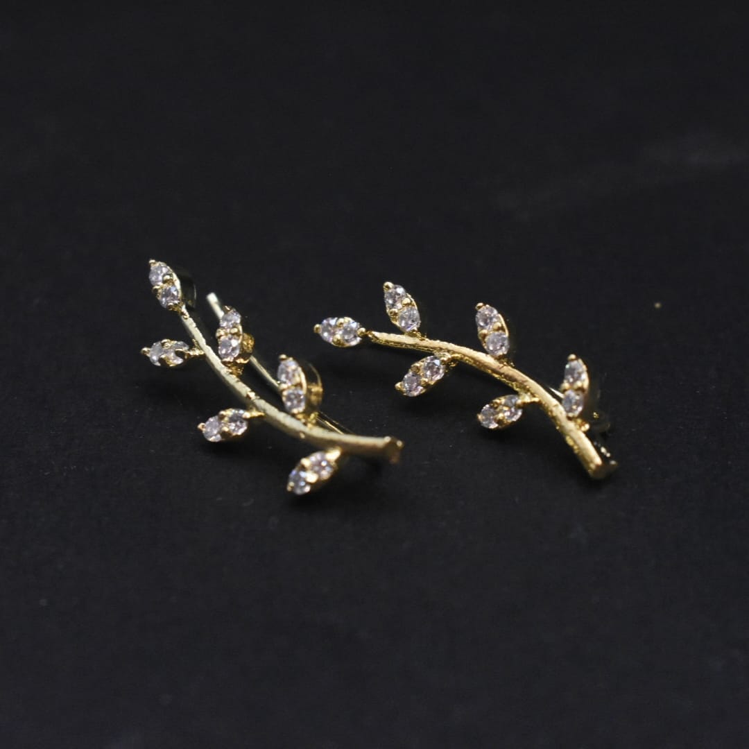 925 Gold Plated Leaf Design Climber - Premium Fashion Jewelry