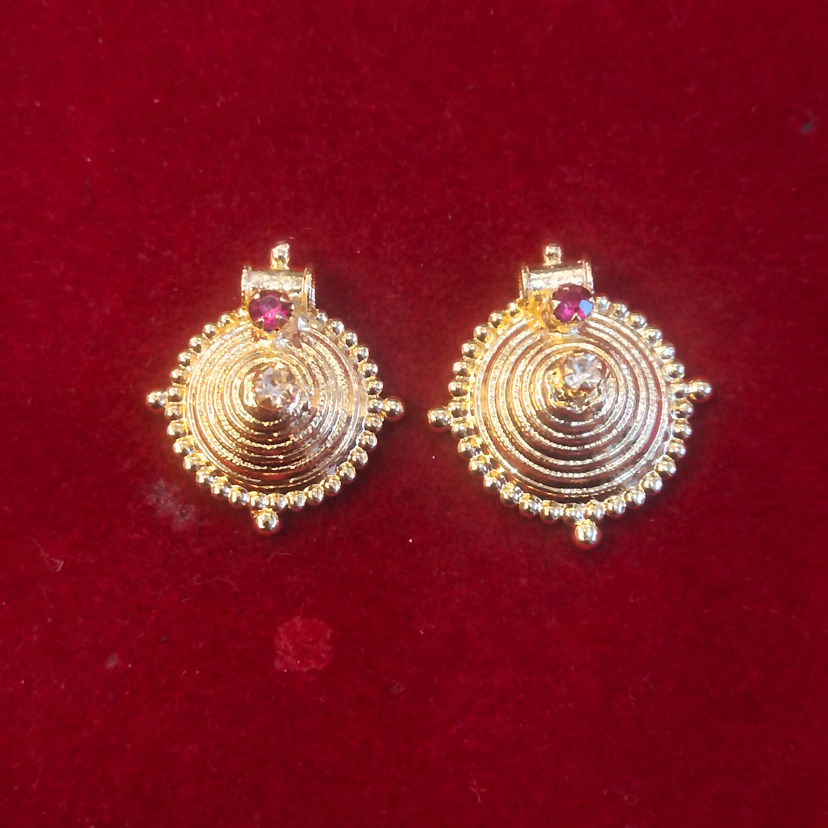 Thali Bottu Spiral Design Mangalsutra Pendant
