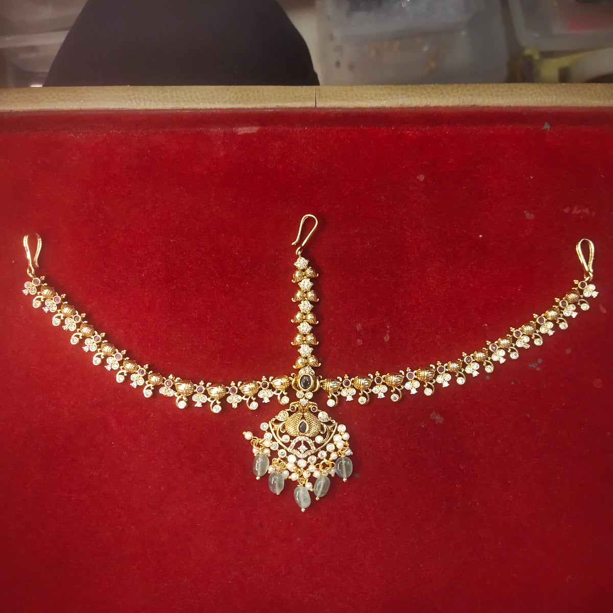 Kundan Polki Maang Tikka with Grey Stone Drops | Bridal Mathapatti