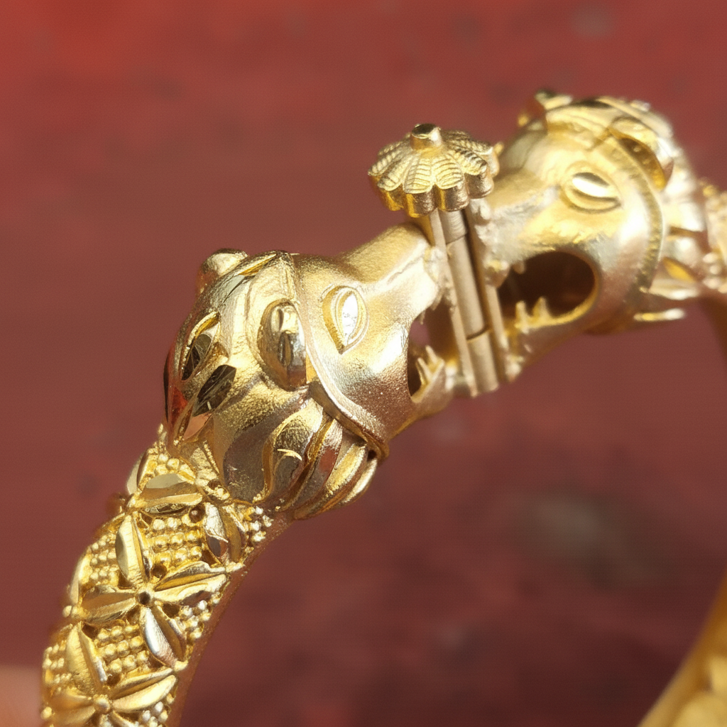 Tiger face kada engraving detail close-up