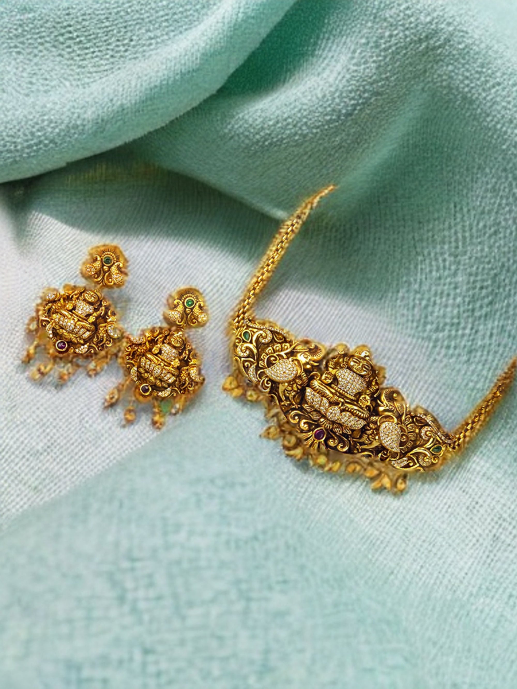 Antique Choker Necklaces - Traditional Heritage Designs