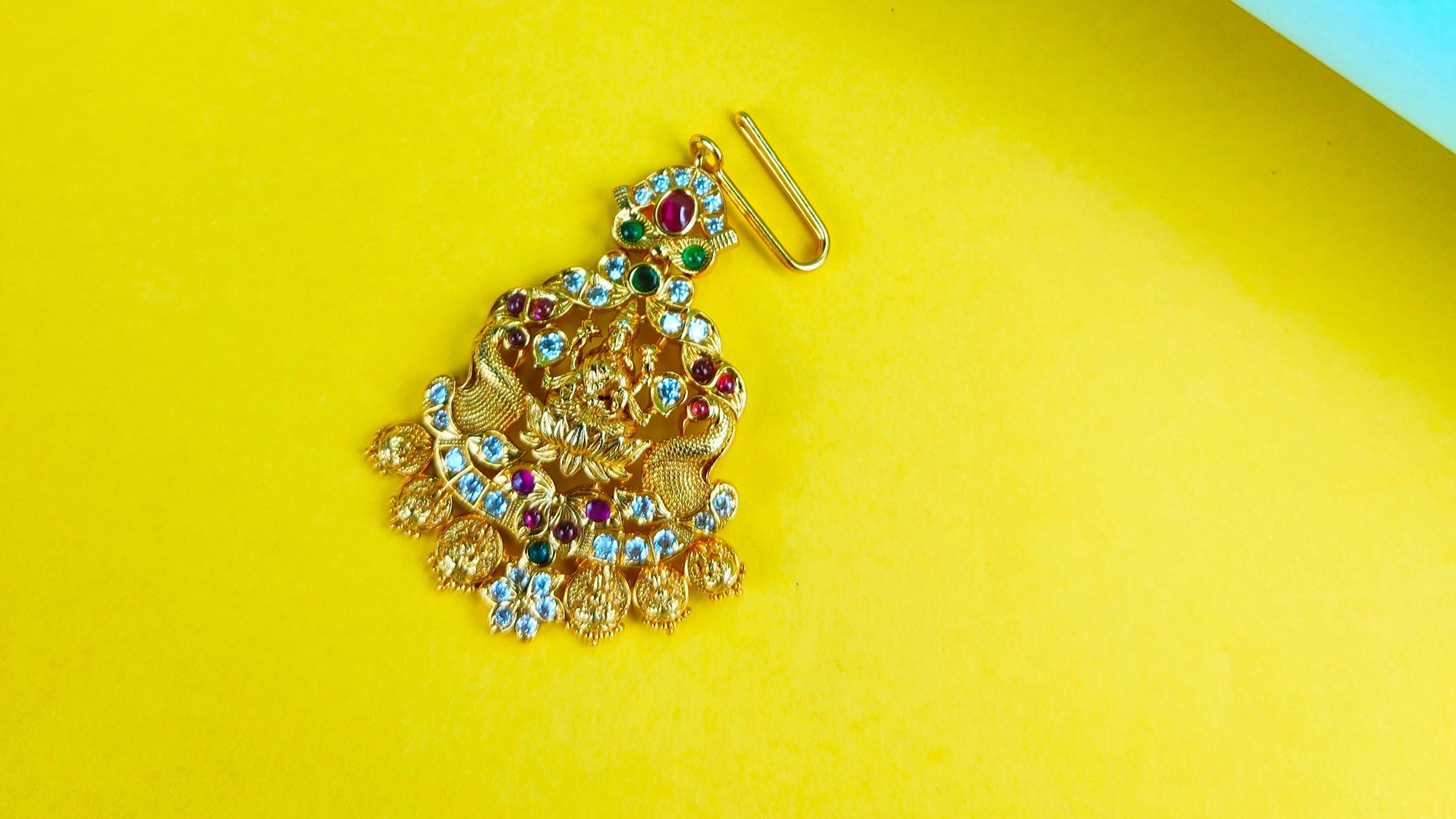 Antique Gold Maang Tikka - Traditional Indian Forehead Jewelry