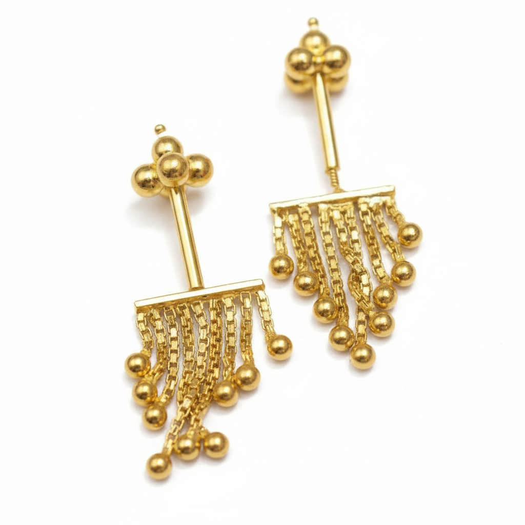 18K Gold Bugudi clean background