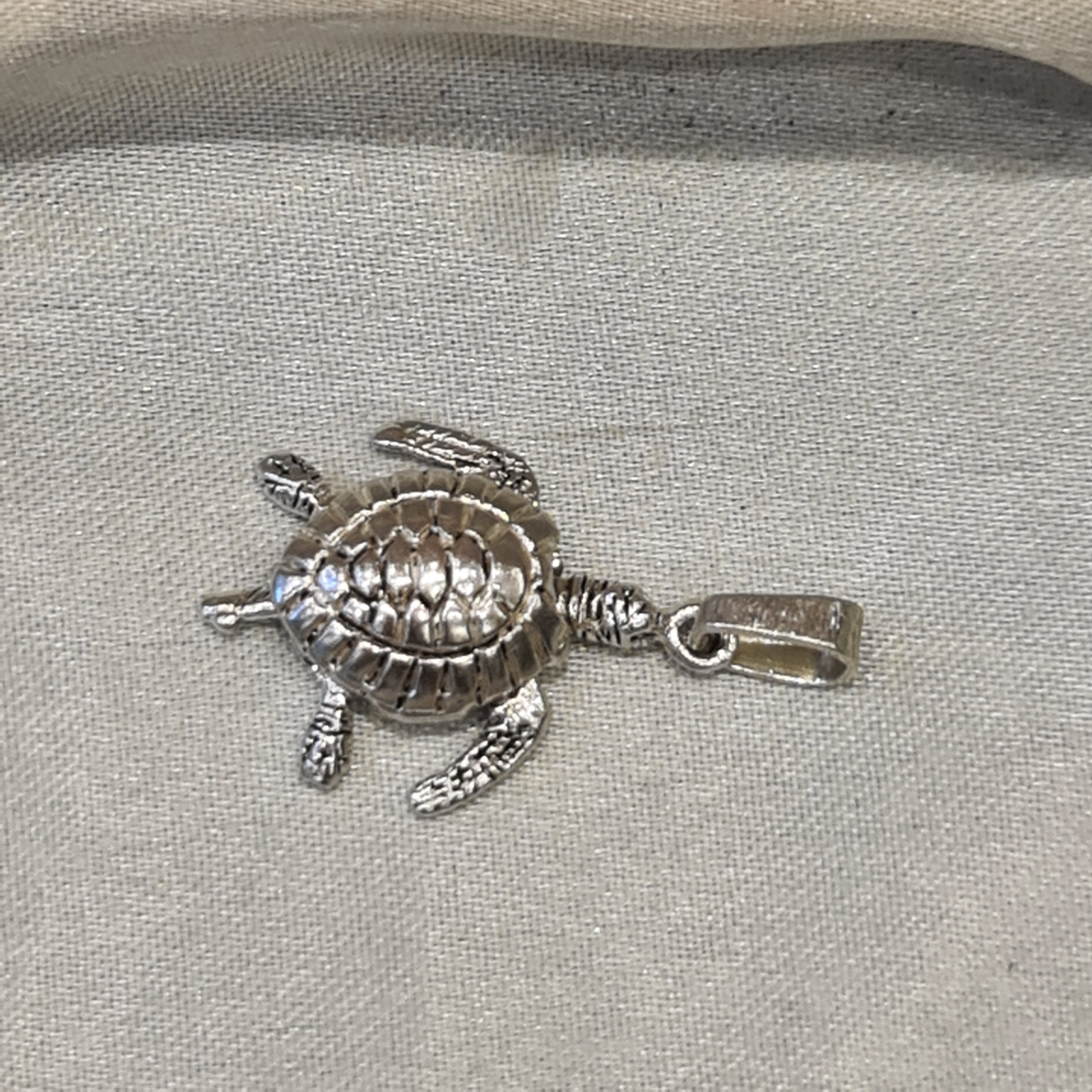 Silver 92.5 Tortoise Pendant - BIS Hallmarked Sterling Silver Jewelry
