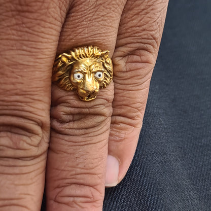 Unleash Your Inner Roar with the Majestic Lion-Faced Ring in 925 Silver"