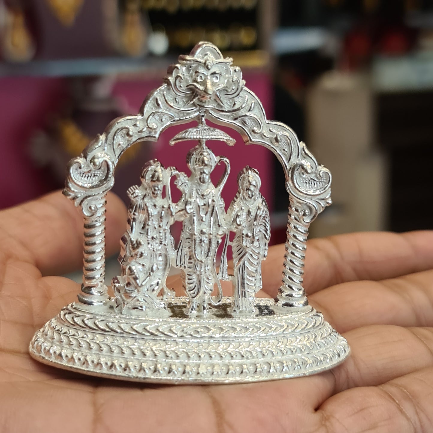 "Shining Devotion: The Pure Silver Sri Ram Darbaar Idol"