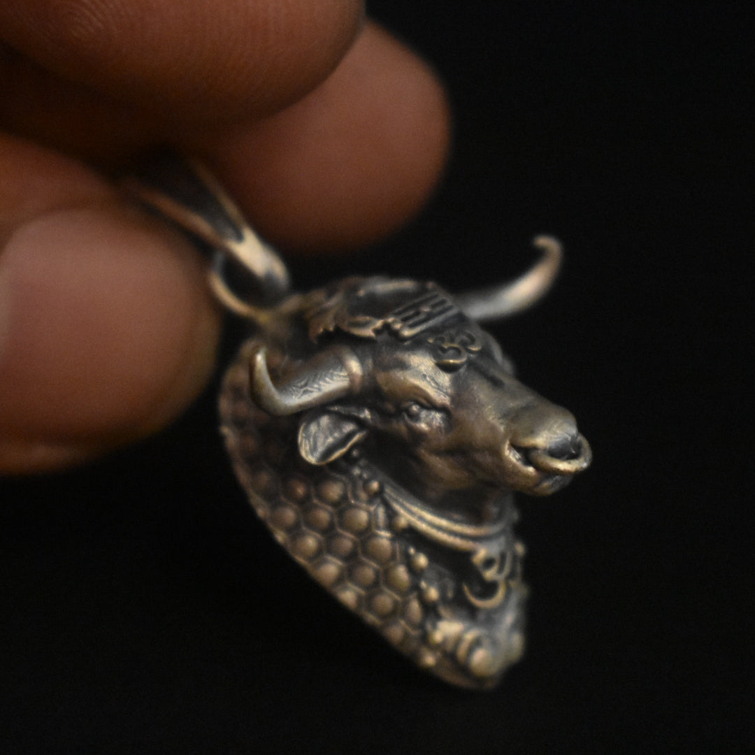 925 Sterling Silver Hindu Idol Lord Shiva Nandi Maharaj Pendant