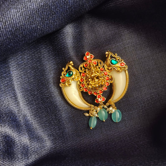 "Unleash Your Inner Fierce: Dazzle in the Exquisite New Design of Antique Jadau Kundan Puligoru/Tiger Nail Locket by Asp Fashion Jewellery"