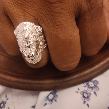 "Bringing Divine Strength: The Majestic Asp Silver Sterling Silver Lord Hanuman Ji Ring"