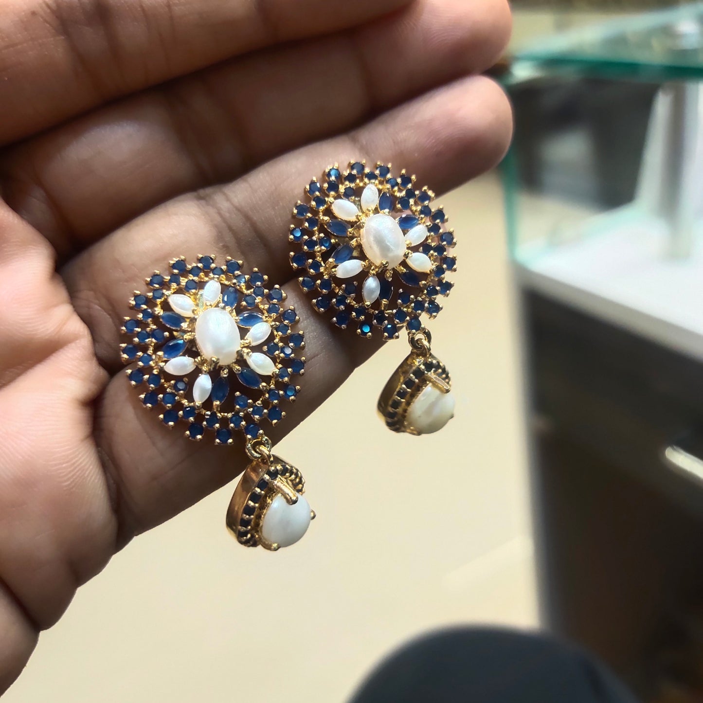 "Captivating Elegance: Asp Fashion Jewellery's Stunning Blue CZ & Pearls Pendant Set"