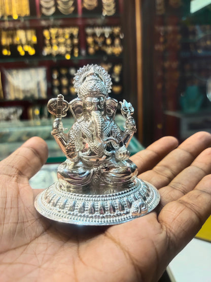 "Bringing Good Fortune Home: The Majestic Silver Lord Ganesha Idol"