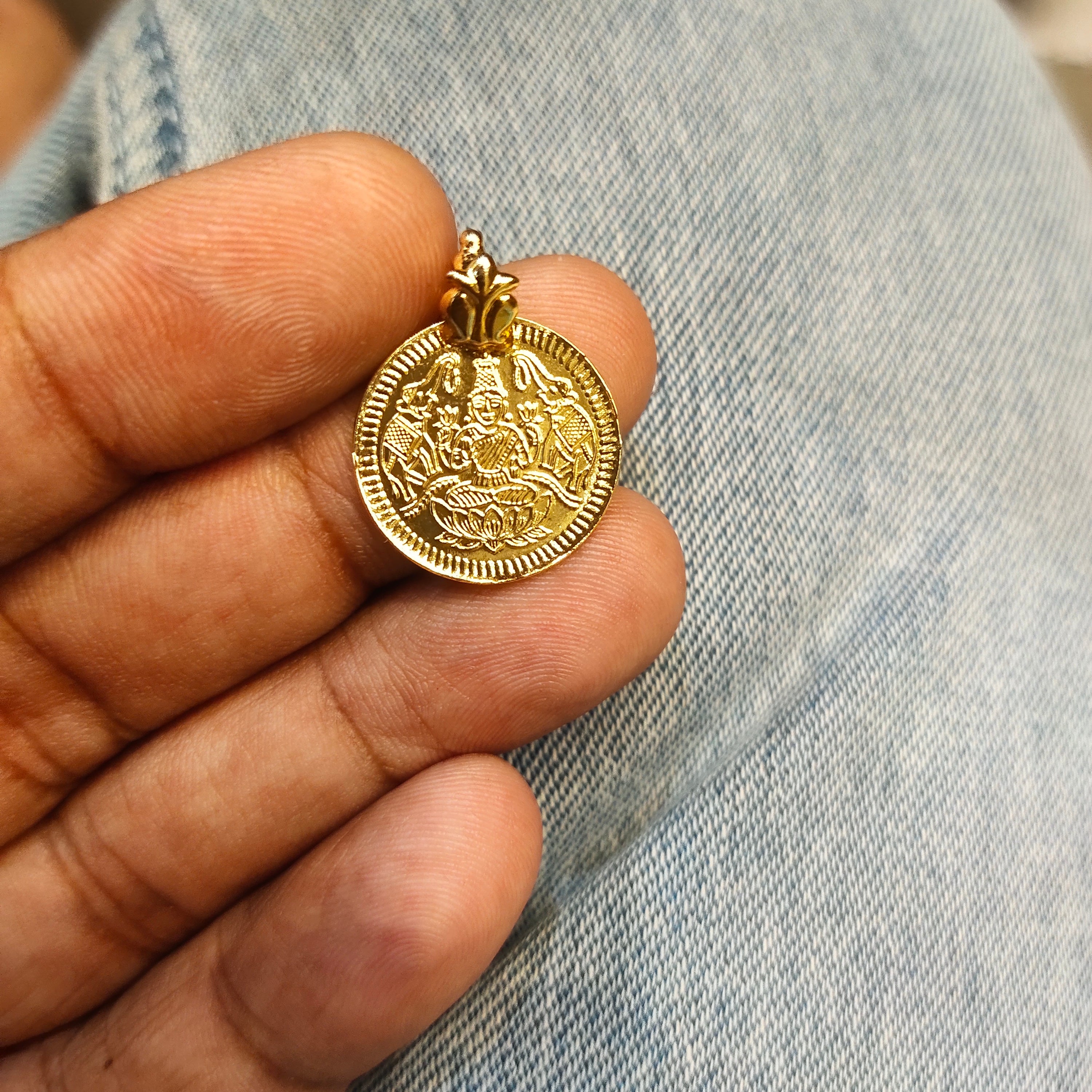 Gilded Glamour 24K Gold Plated Thalli Kaasu - Traditional South Indian Wedding Jewelry