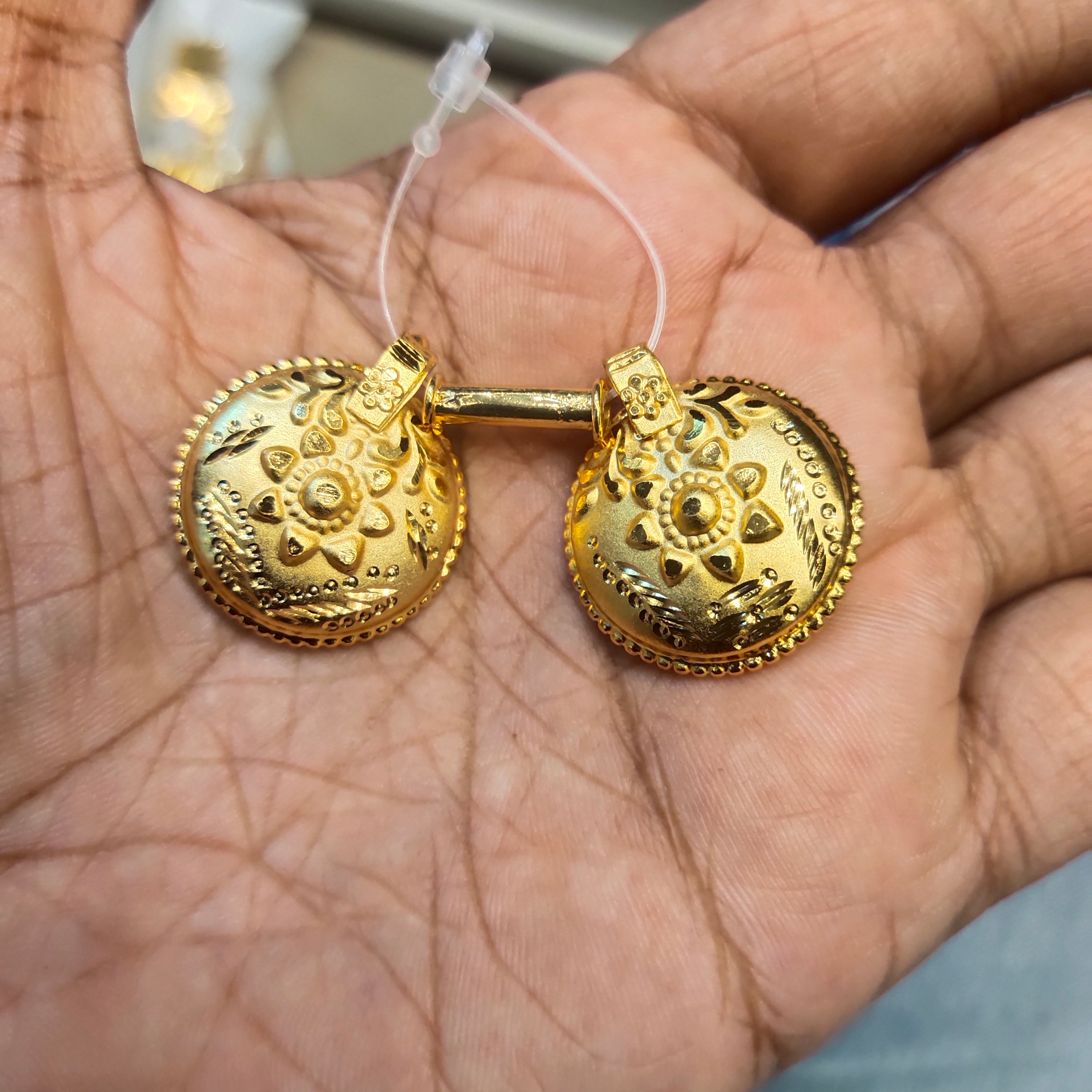 Glamorous Grace 24K Gold Plated Thali Bottu Pusthalu Mangalsutra - Asp Fashion Jewellery