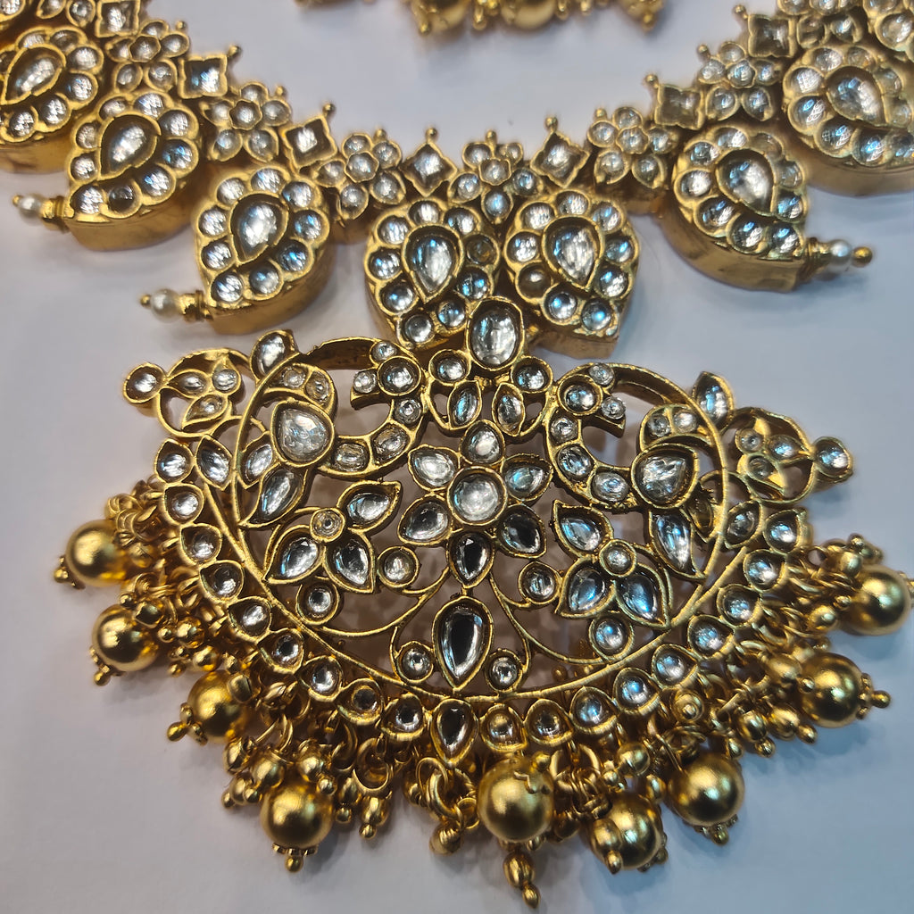 Asp Kundan Mango Haram