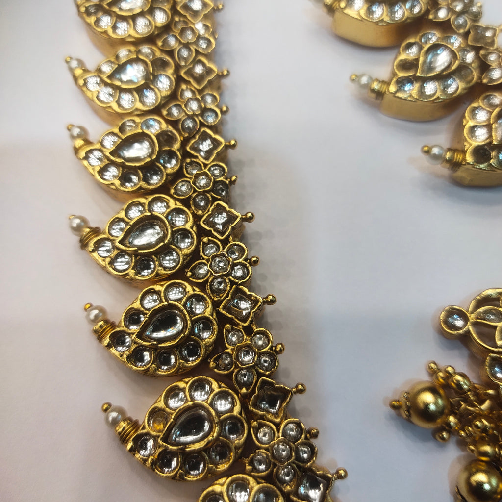 Asp Kundan Mango Haram