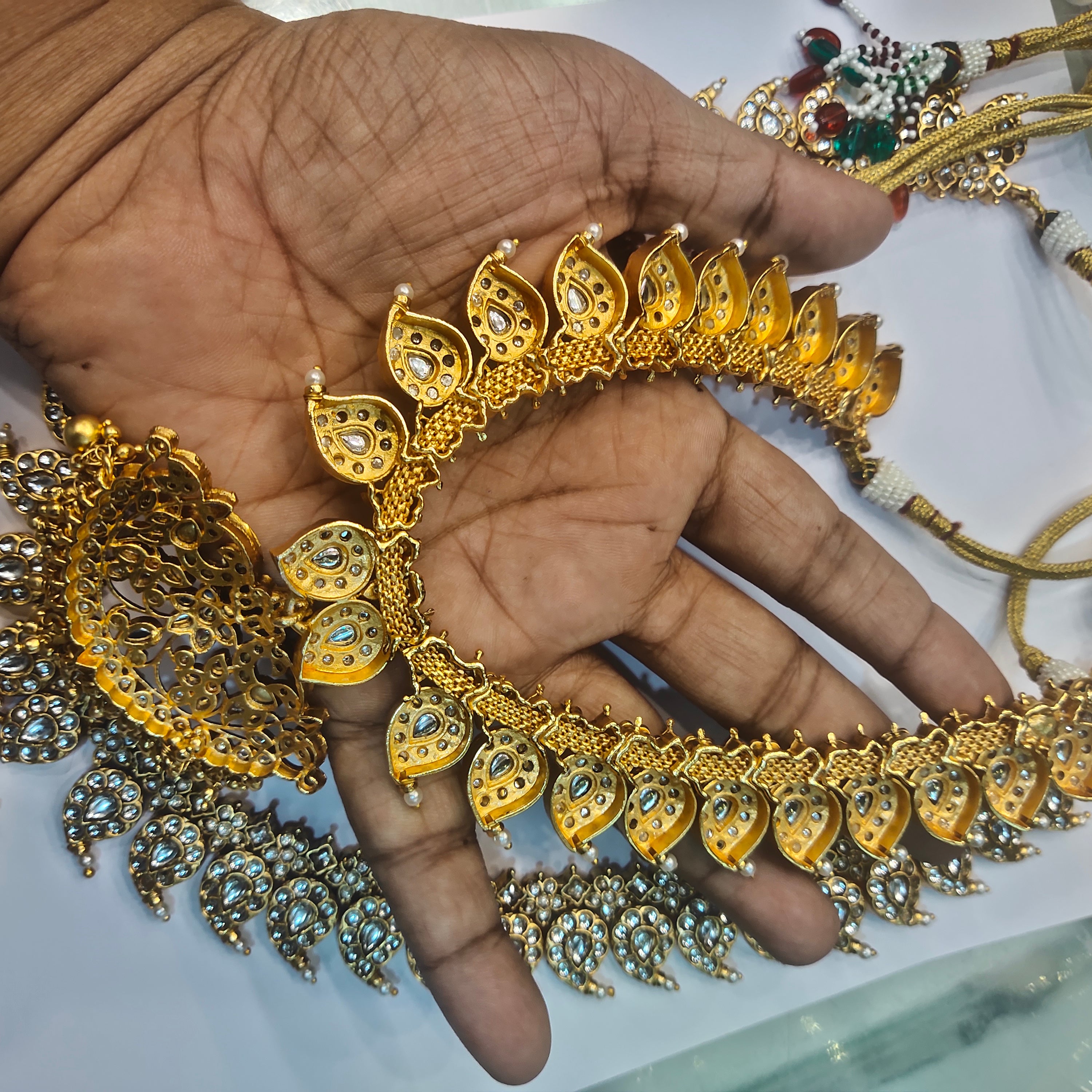 Asp Kundan Mango Haram