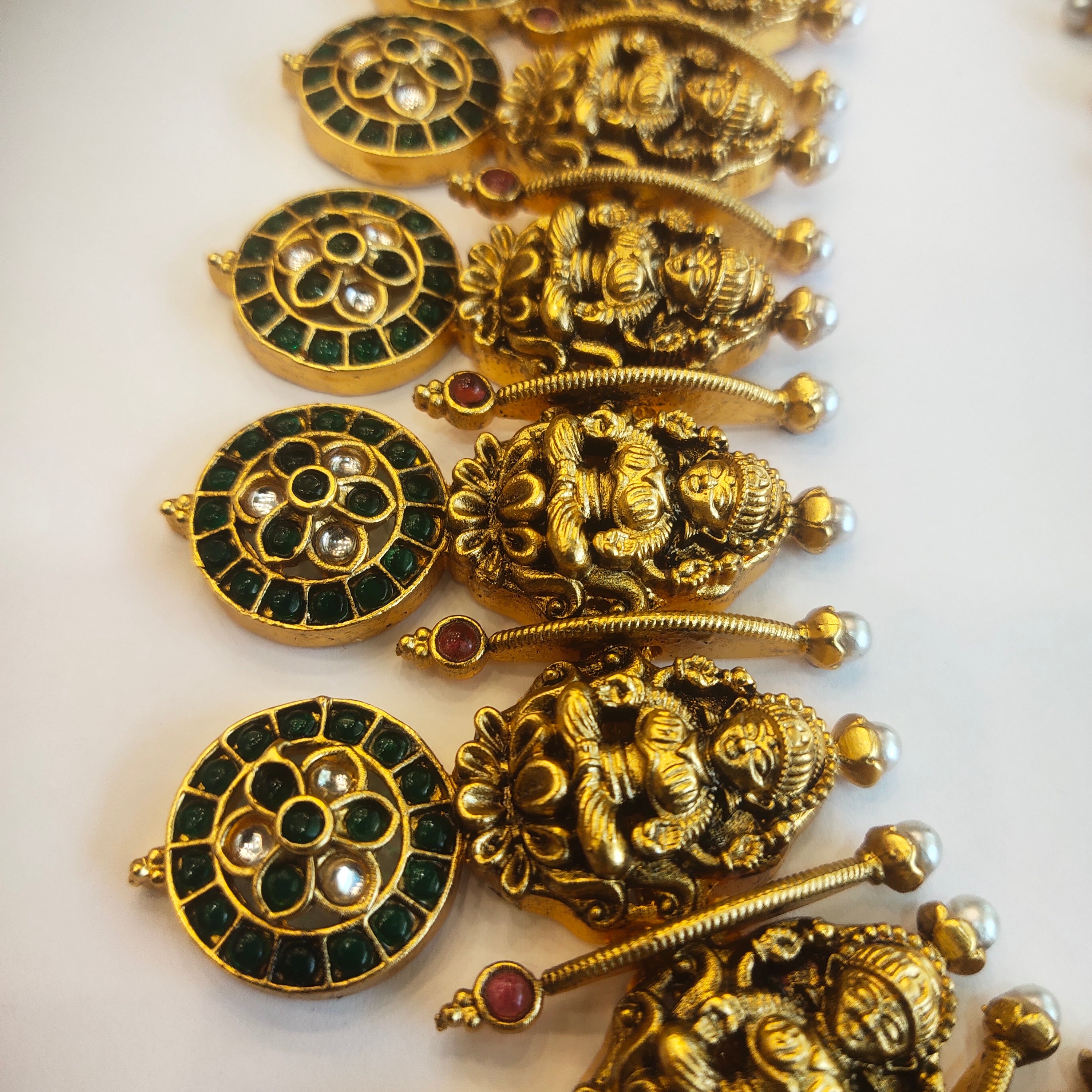 Asp Antique Bottu Mala