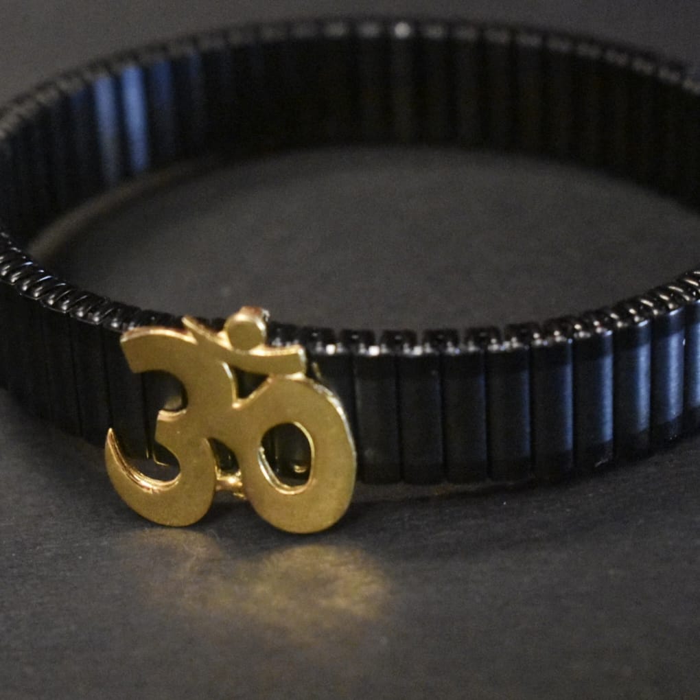 Premium Rolex Style Band Bracelet with Silver Om Brooch for Men