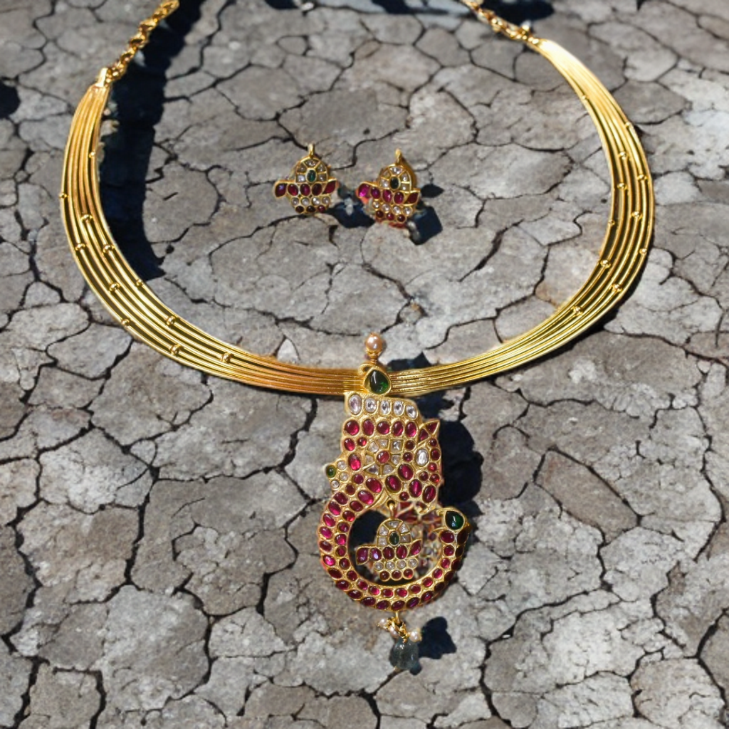 Jadau Kundan Kantey Necklace Set with Ganesh Pendant & Screw Back Stud Earrings