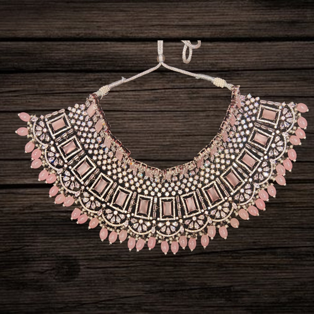 Asp zircon necklace