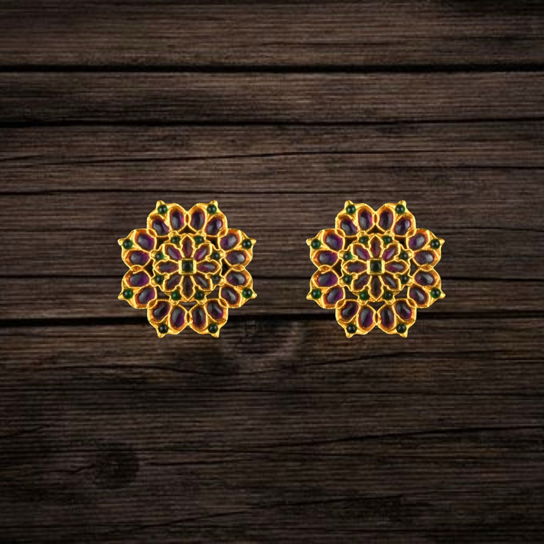 Antique Kemp Stone Studs - Round Traditional Earrings Antique Gold