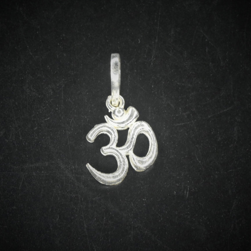 Silver Om Pendant
