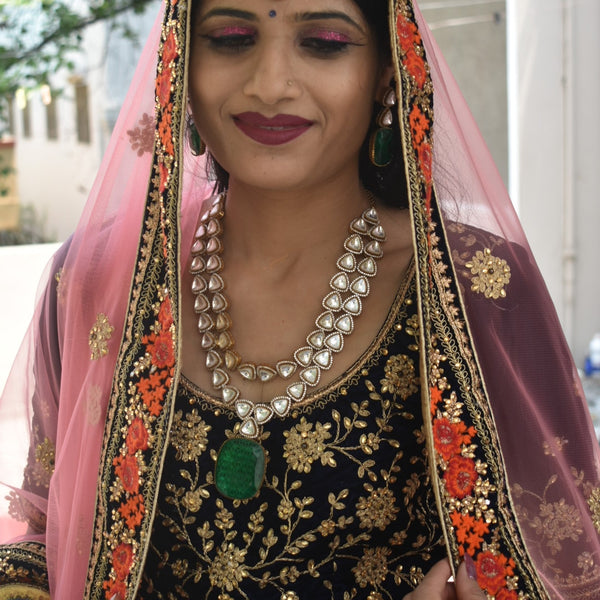 The Exquisite Asp Fashion Emerald & Kundan Necklace Set