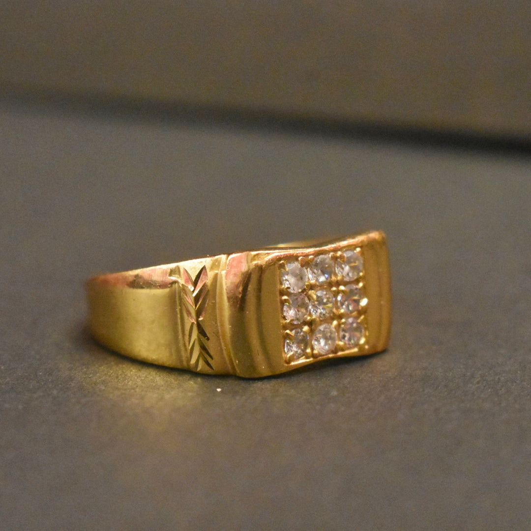 Vintage Style Gold Plated Zircon Ring for Men - Size 28