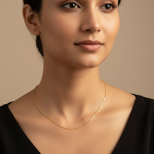 Elegant Model – Fine Link Chain
