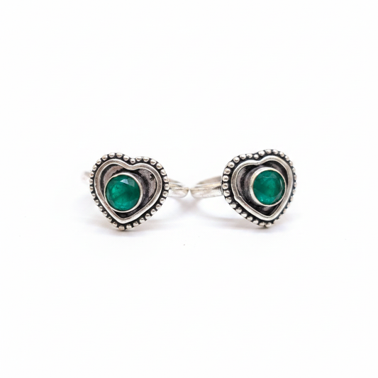 Emerald Toe Ring - White Background
