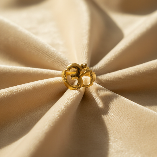Gold Ring Lifestyle Image