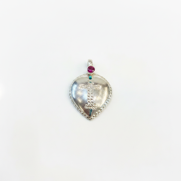 Heart pendant