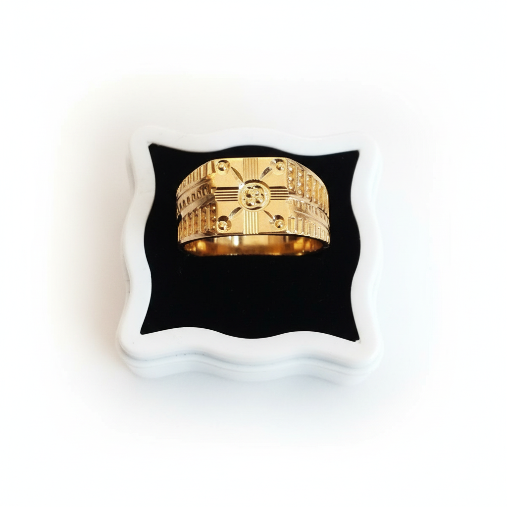 24K Gold Plated Geometric Pattern Men's Ring - Premium Designer Band