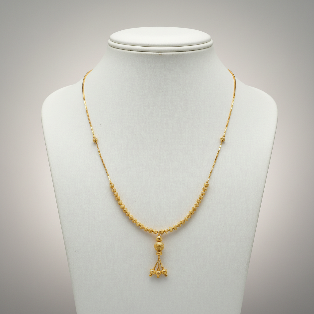 Mannequin display necklace image