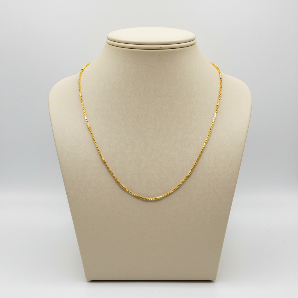 Mannequin display necklace image