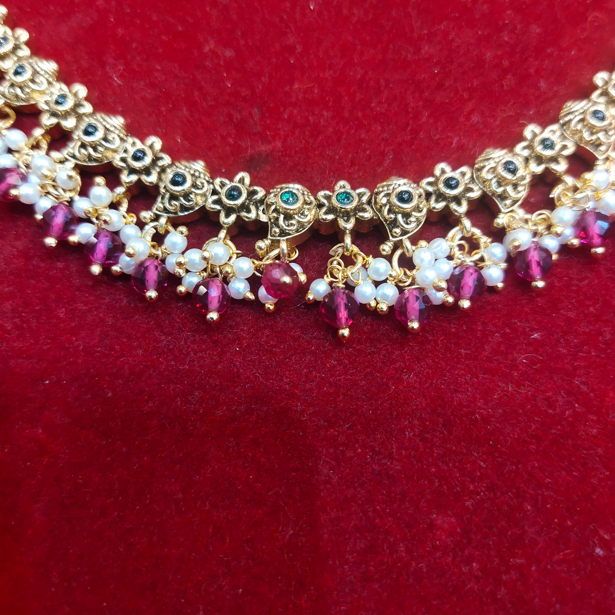 Antique Simple Necklace Set - Pink Beads with Pearl Hangings