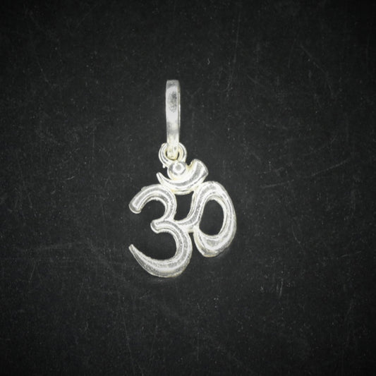 Wear Your Spiritual Style: The Allure of the Om Pendant in Sterling Silver