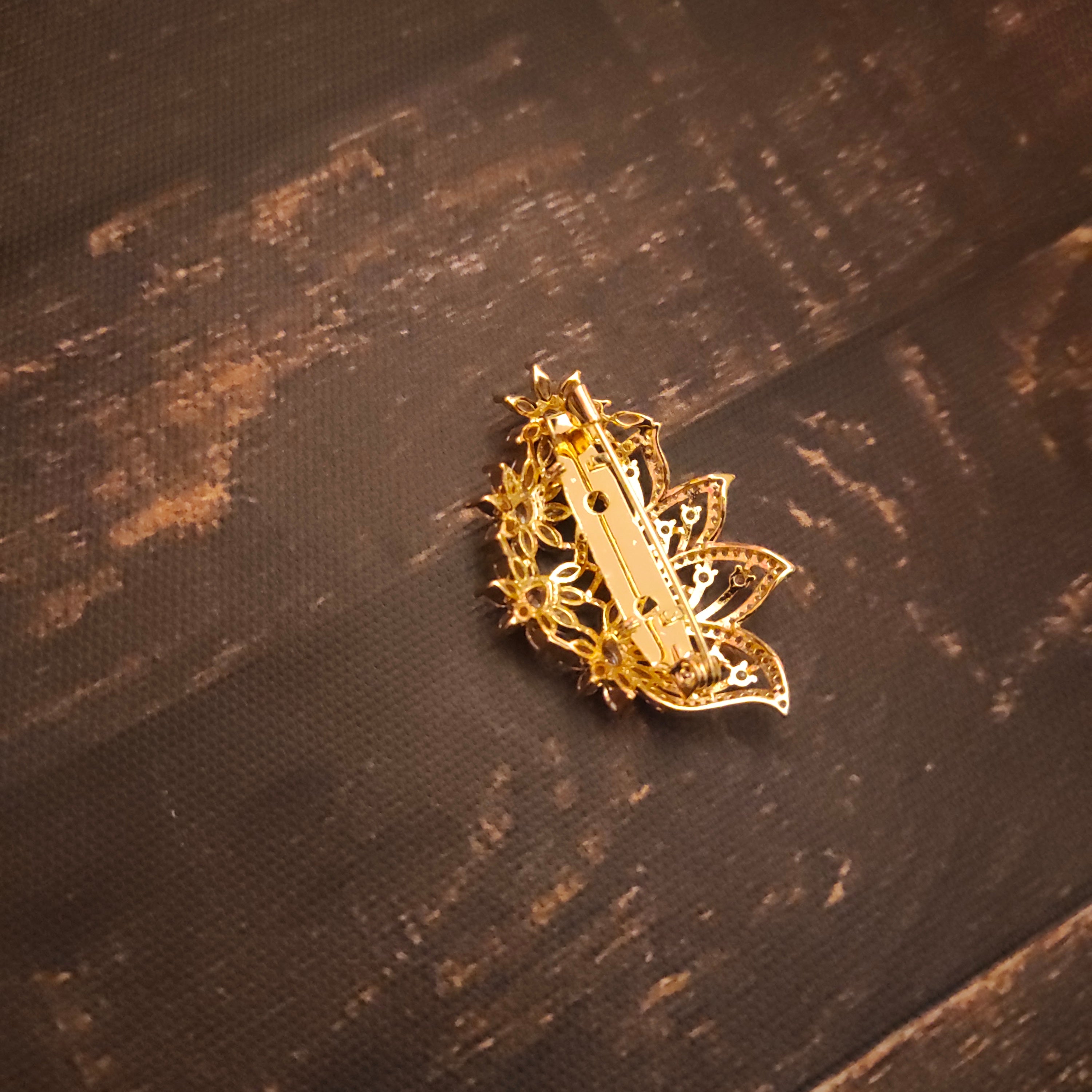 Shiny Zircon Saree Pin - Sparkling Indian Brooch | Asp Fashion Jewellery