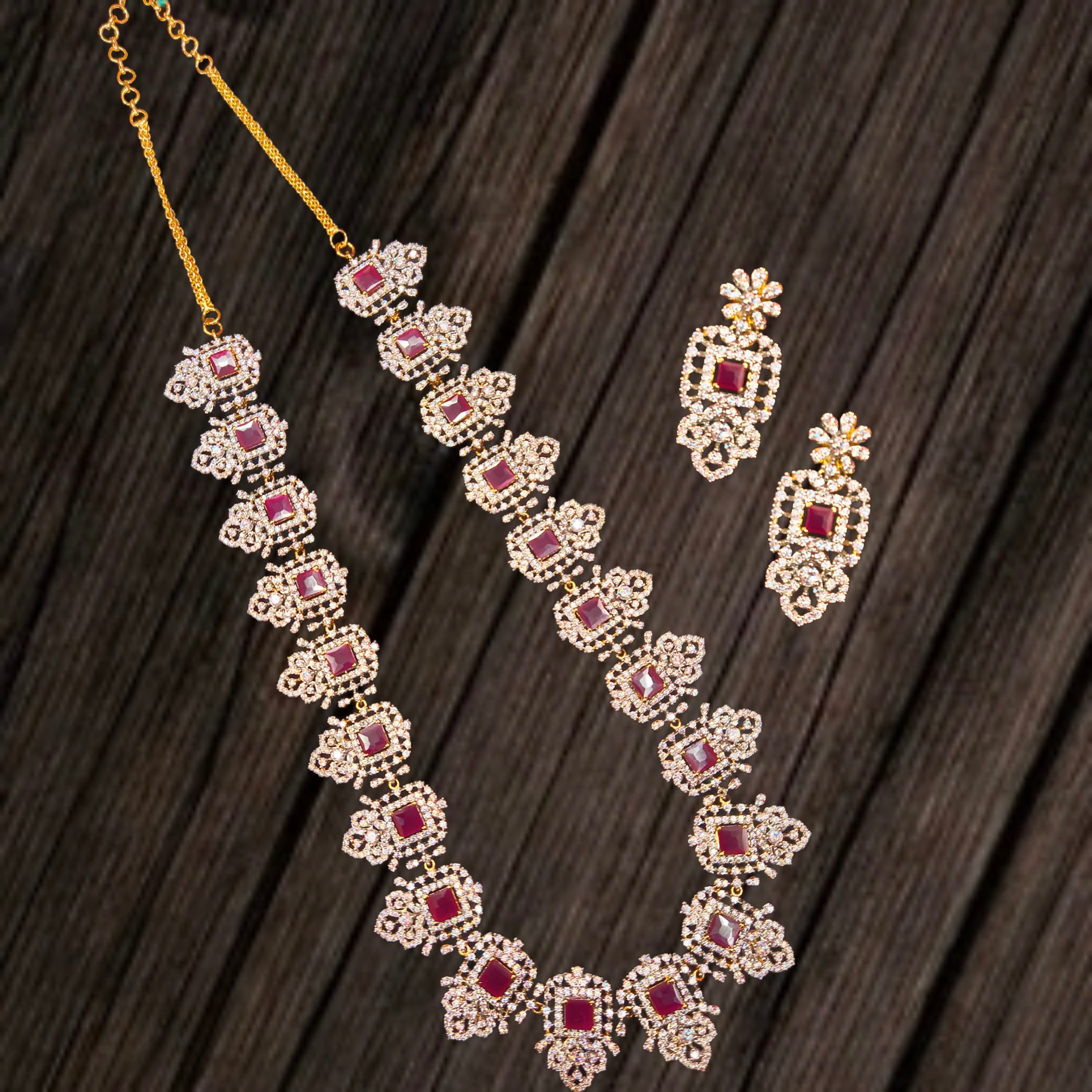 Diamond necklace south on sale indian jewellery