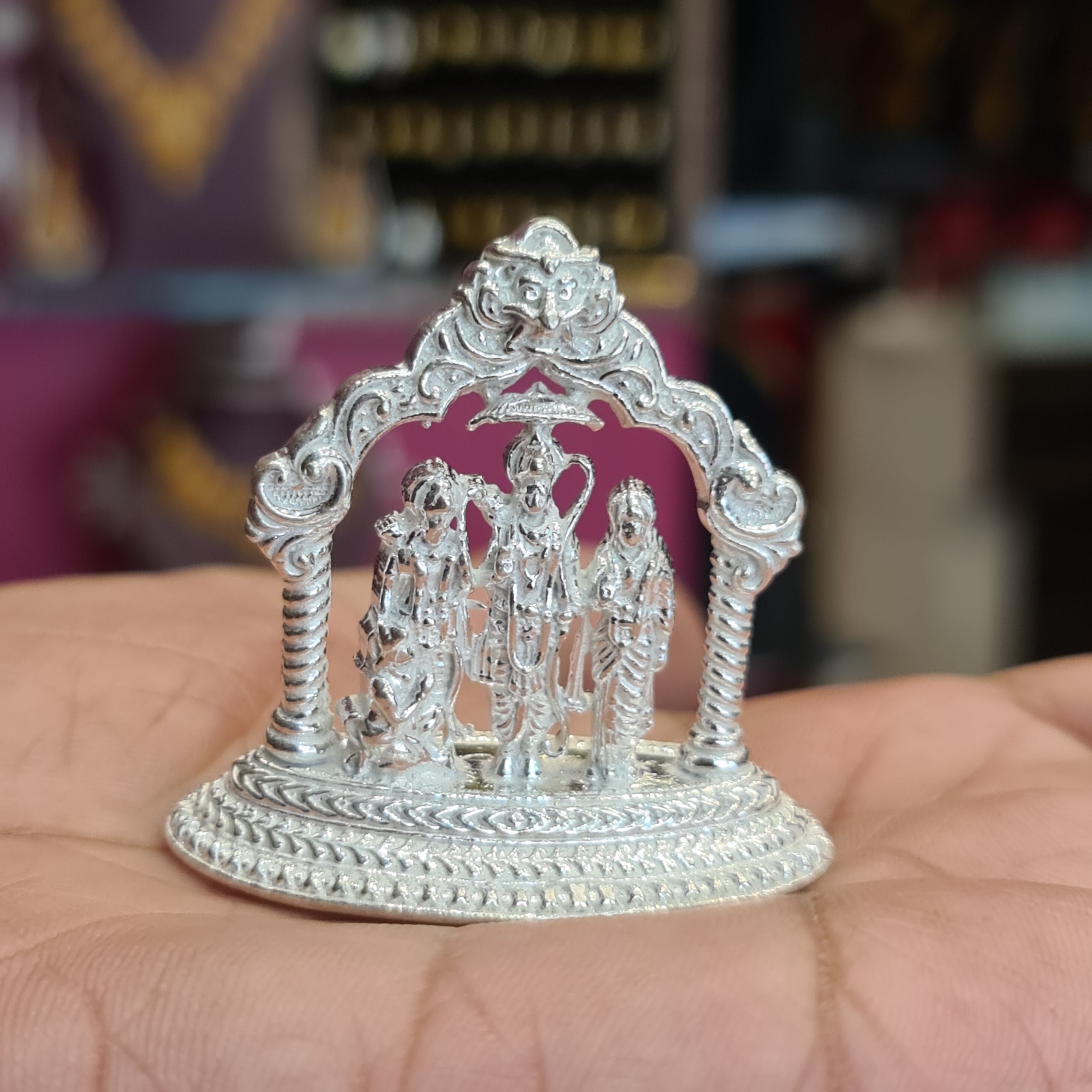 Pure Silver Ram Parivar Idol - Handcrafted Ram Darbar Statue