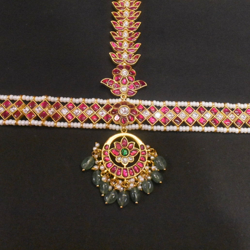 Exquisite Jadau Kundan Mathapatti - Traditional Indian Bridal Jewelry