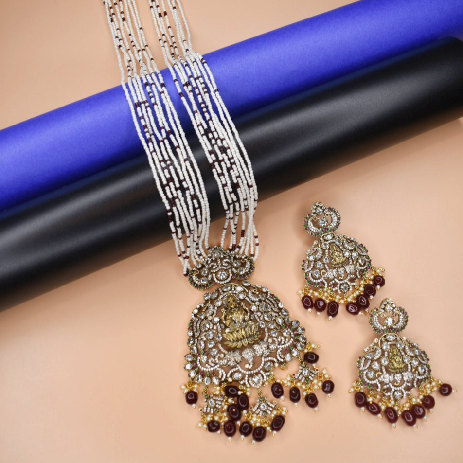 "Radiant Reverence: Victorian Laxmi Ji Pendant Jewelry Set with Beads for Divine Elegance"