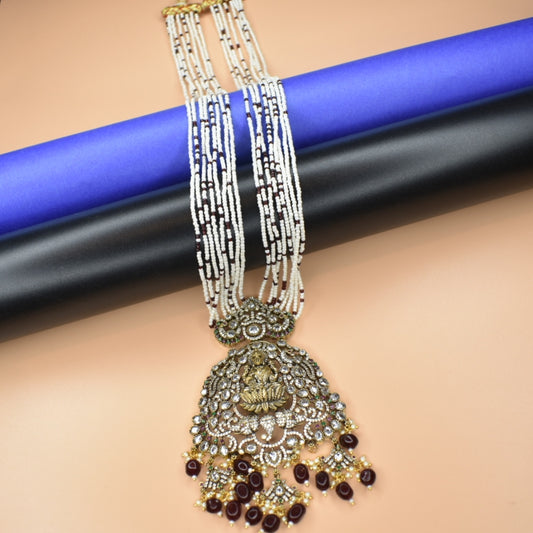 "Radiant Reverence: Victorian Laxmi Ji Pendant Jewelry Set with Beads for Divine Elegance"