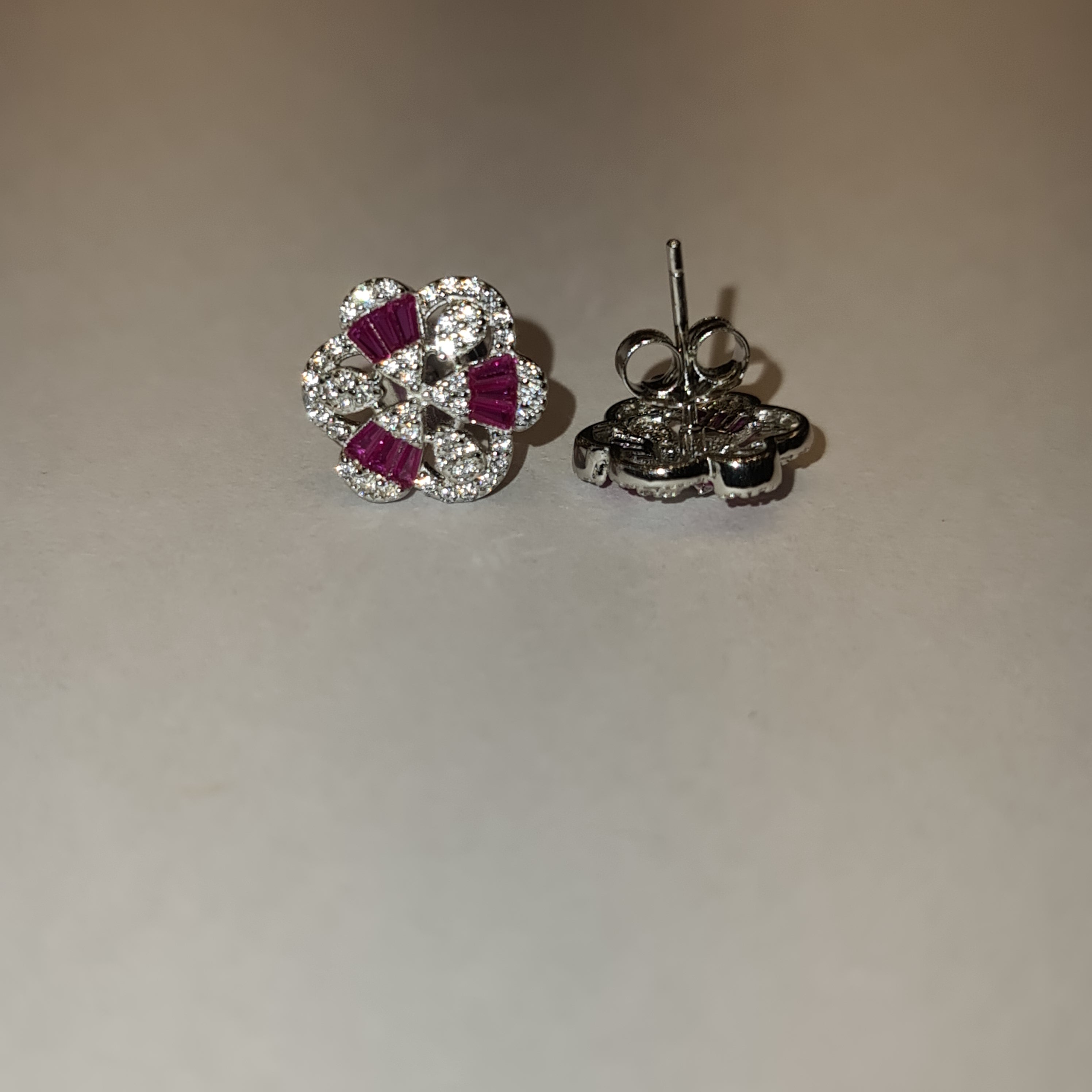 Exquisite Sterling Silver American Diamond Stud Earrings - Dazzling Design