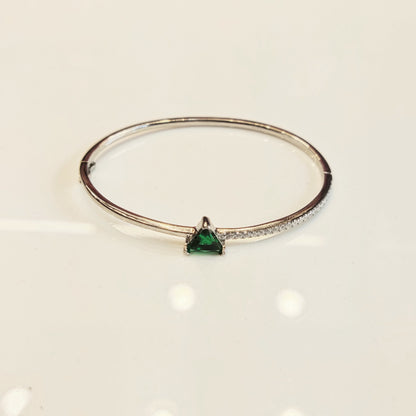 "Effortlessly Elegant: Discover the Classy Charm of the 925 Silver Bangle Bracelet by Asp Silver"