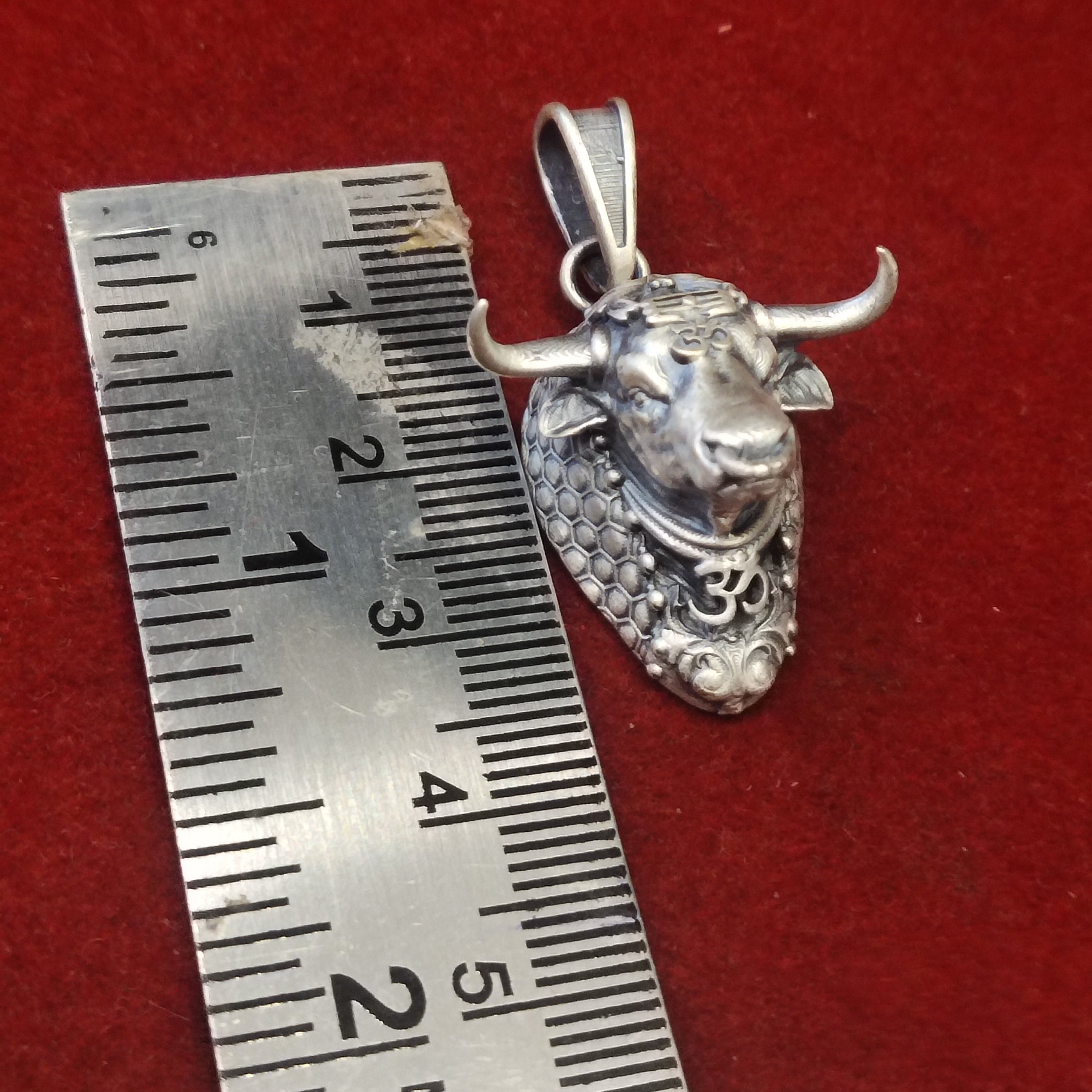 925 Sterling Silver Hindu Idol Lord Shiva Nandi Maharaj Pendant
