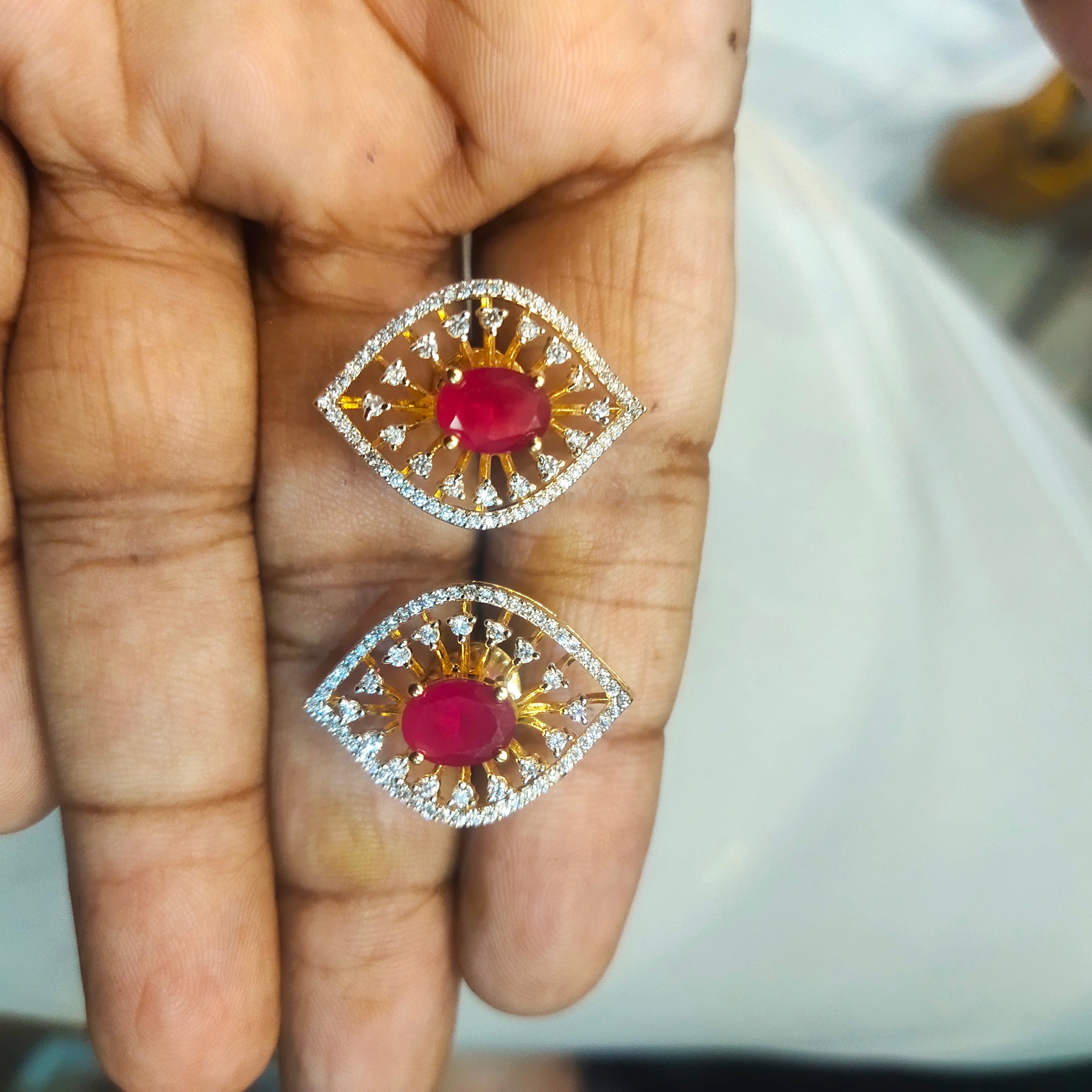 925 Sterling Silver Hallmarked Blossom Kante with Diamond Replica Pendant & Matching Studs - Lightweight