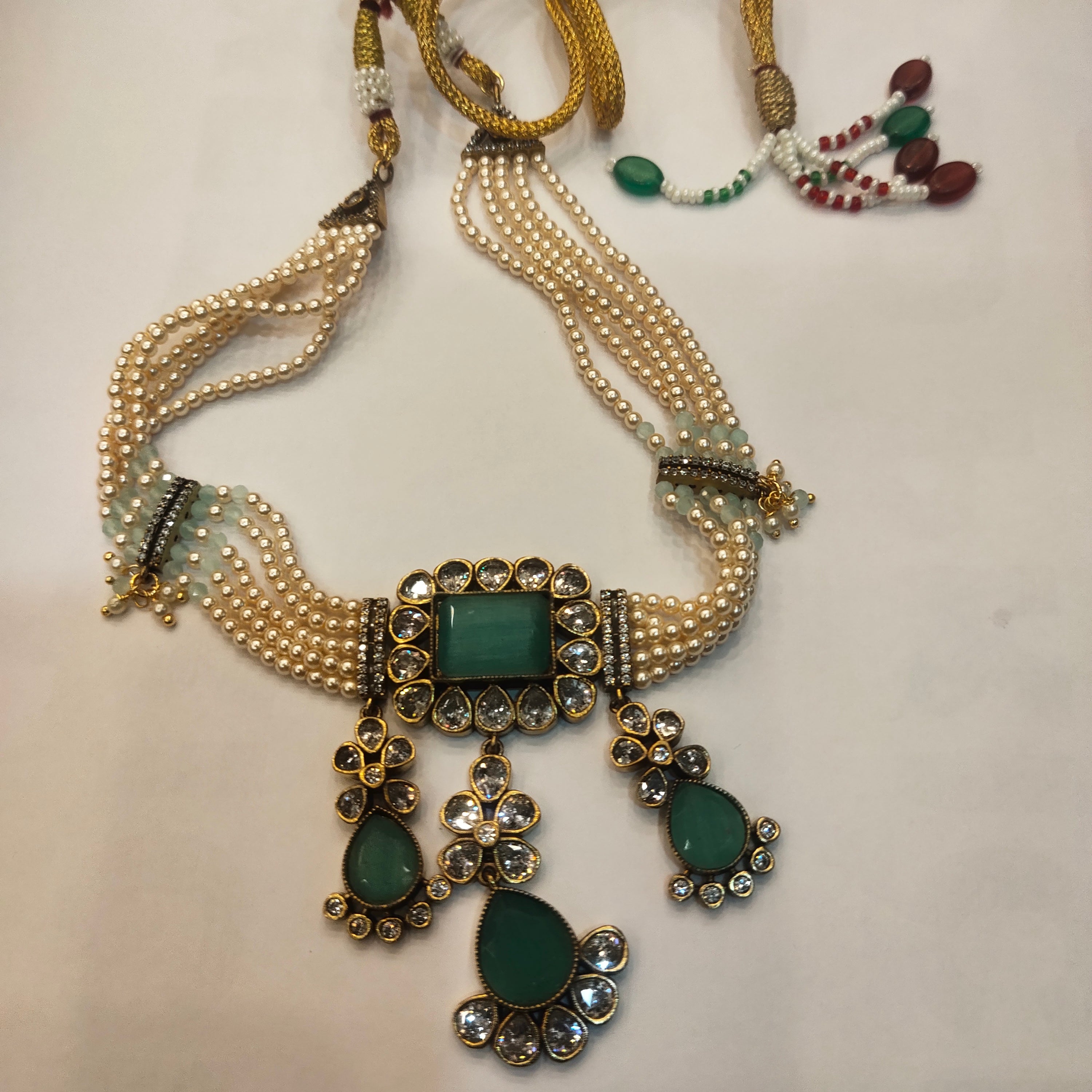 Asp Pastel Green Victorian Diamond Pearls Choker Necklace Set