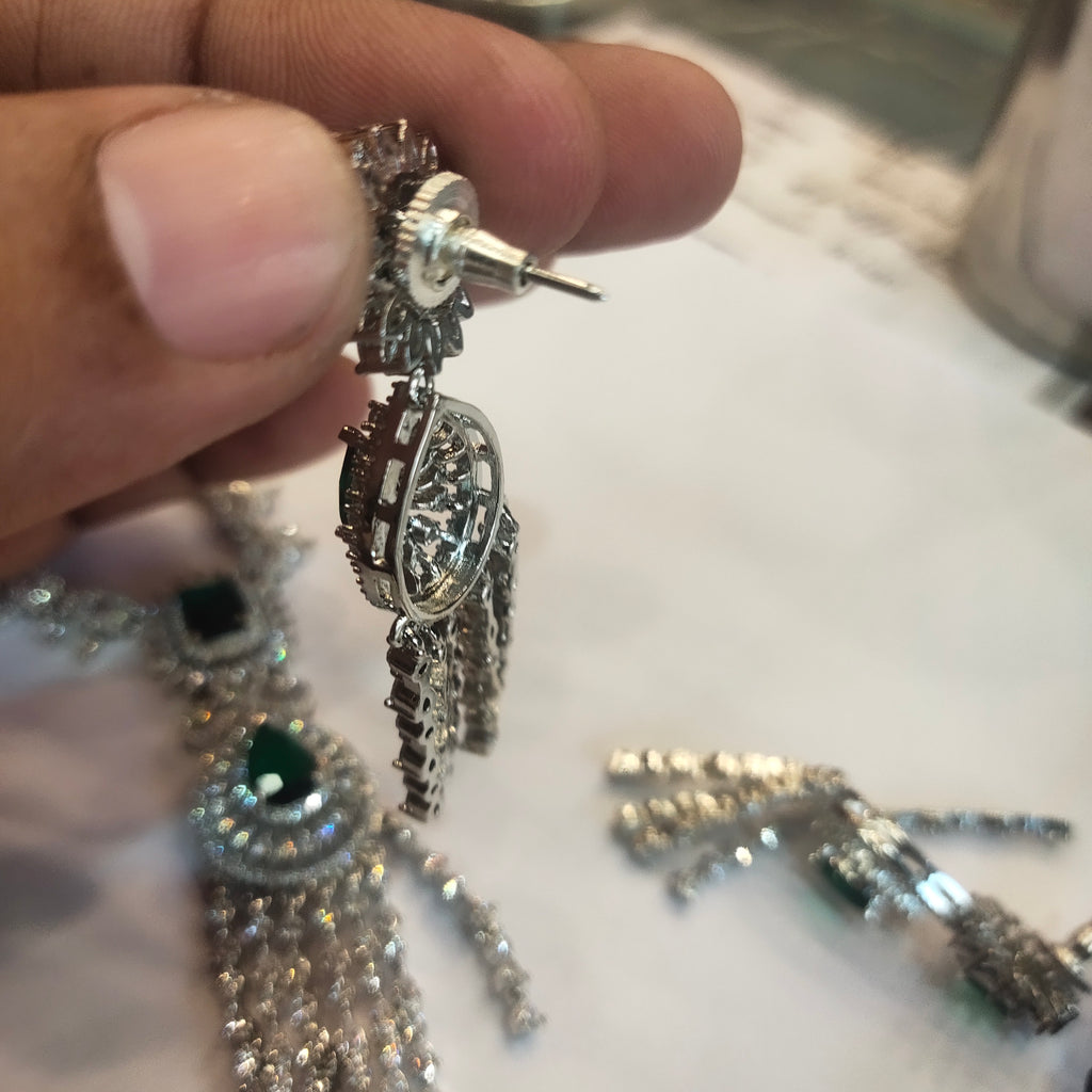 Rhodium Plated Green Emerald Zircon Necklace Set - Western Style